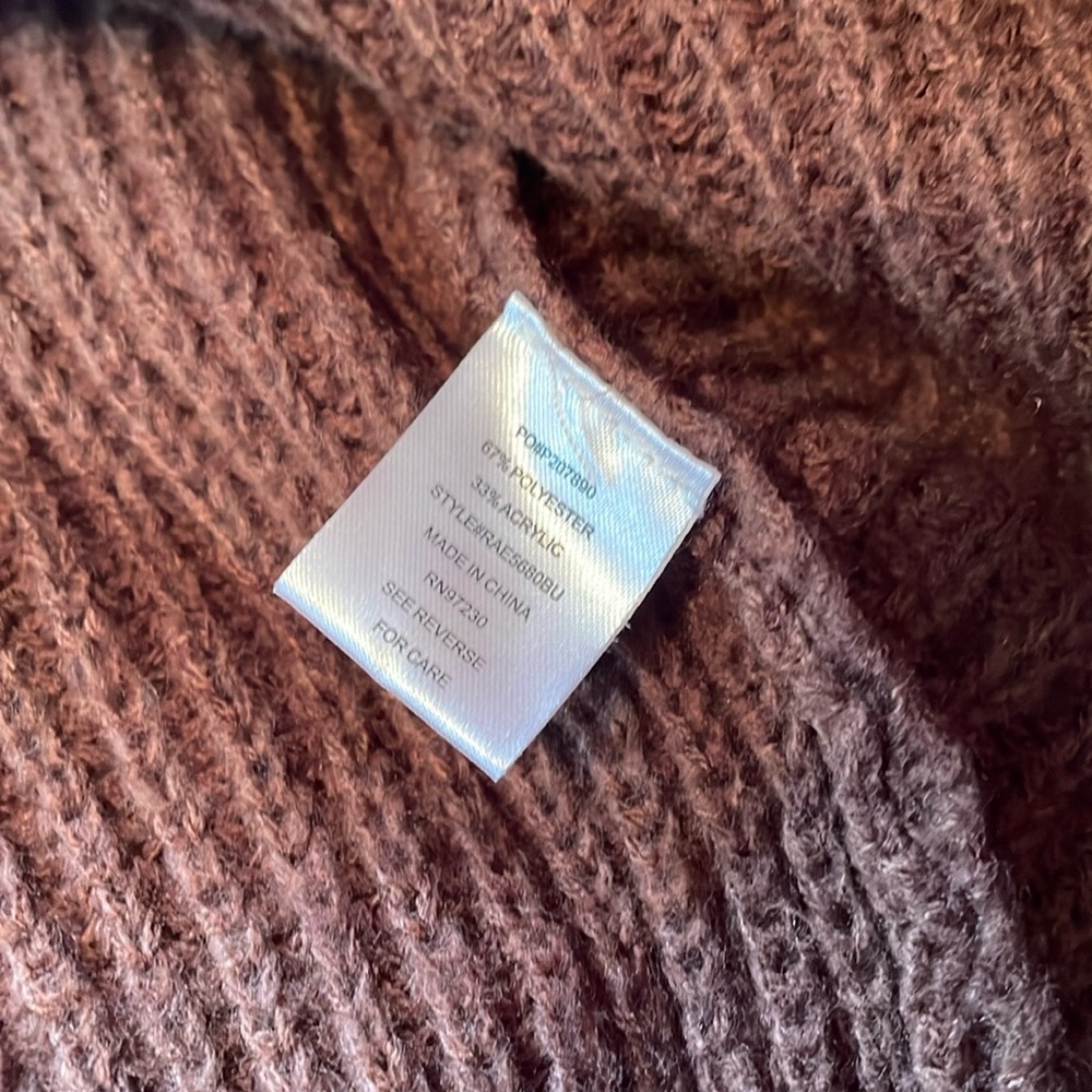 Almost π Famous Color Block Sweater - Picture 4 of 4